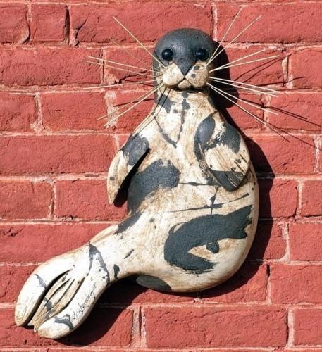 Harbor Seal by Wendy Lichtensteiger